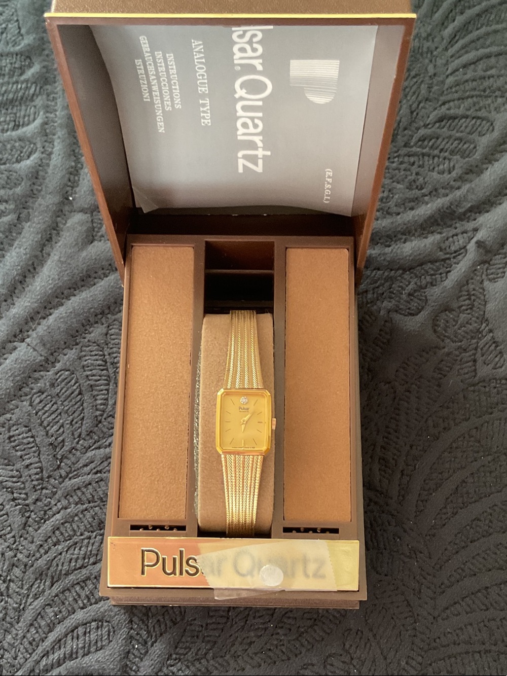 Pulsar Quartz Gold-Tone Mesh Bracelet Women's Watch